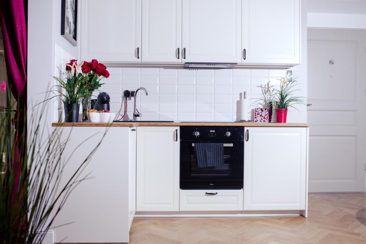 Apartament Dla Doroslych "Papierki Po Cukierkach" ลูบลิน ภายนอก รูปภาพ