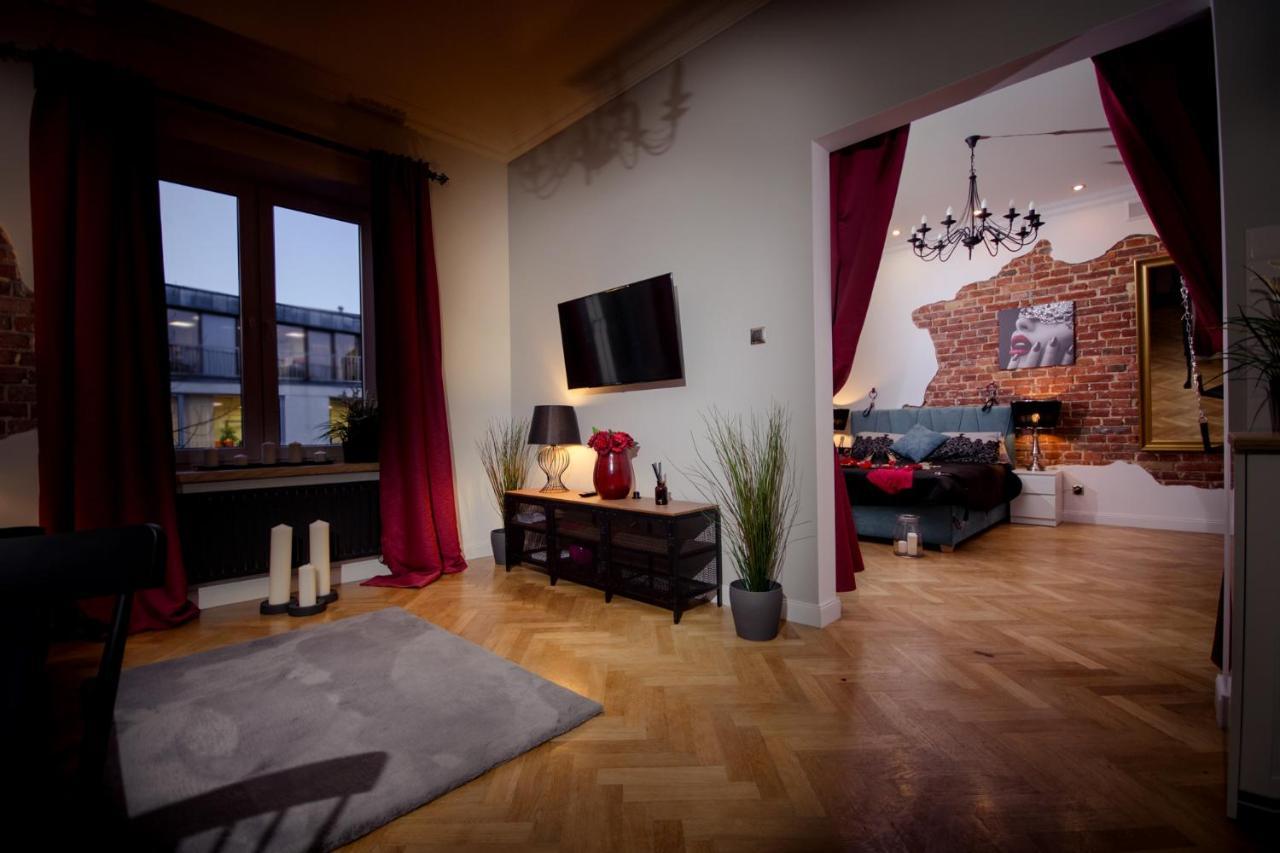 Apartament Dla Doroslych "Papierki Po Cukierkach" ลูบลิน ภายนอก รูปภาพ